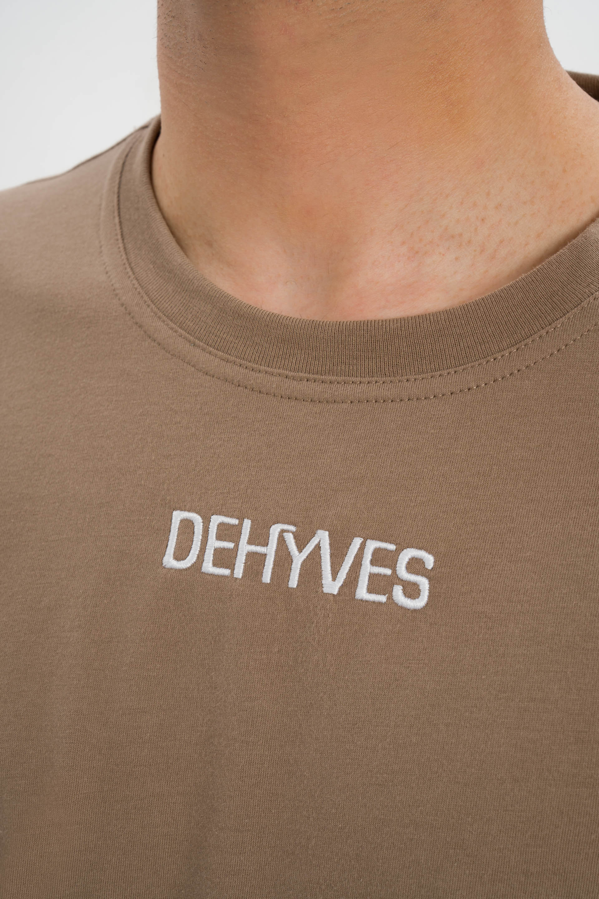 Sand - UNISEX ESSENTIALS